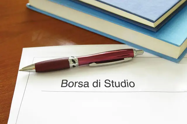 La borsa di Studio Nazionale è istituita dal Ministero dell'Istruzione, dell'Università e delle Ricerca (MIUR) ai sensi del D.Lgs 63/2017, consiste nell'erogazione, previa realizzazione di una graduatoria regionale, di una borsa di studio del valore ...